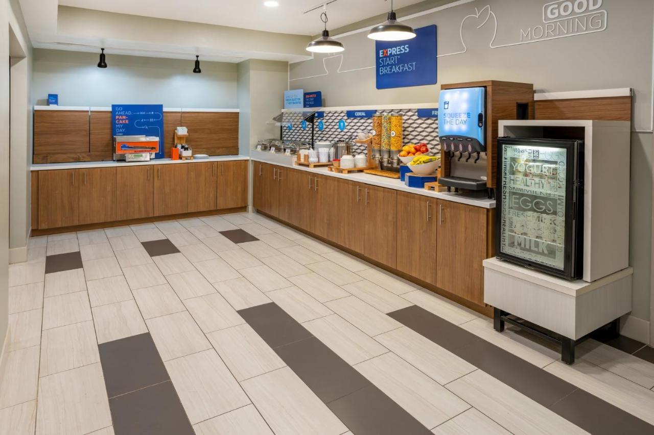 Holiday Inn Express Hotel & Suites Salisbury - Delmar By Ihg Luaran gambar