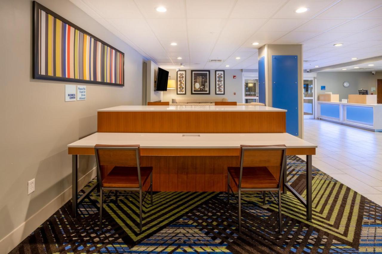 Holiday Inn Express Hotel & Suites Salisbury - Delmar By Ihg Luaran gambar